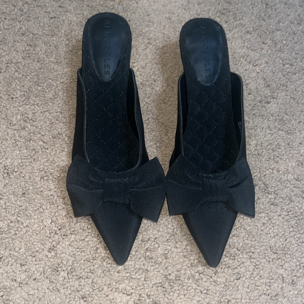 Aerosoles Juju Pointed Toe Mule Bow Gold Metallic Heel Black Fabric 11 - Picture 3 of 9